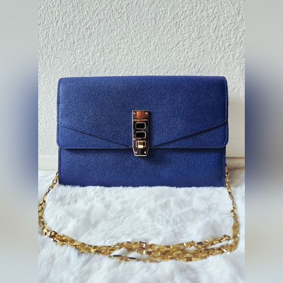 Henri Bendel Uptown Wallet On Chain - Picture 2 of 15